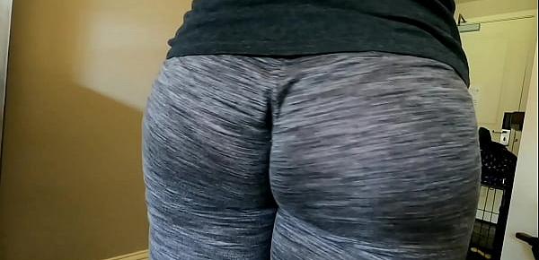  Mom Hotel Thicc Booty Wedgie Public